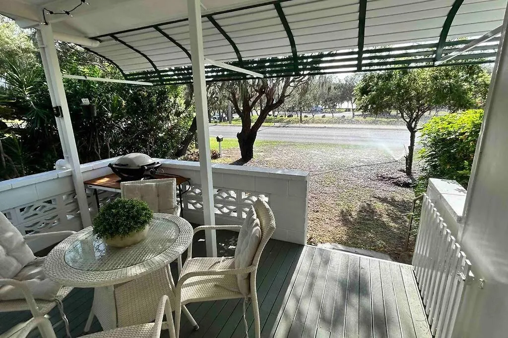 Beach Shack By The Sea Innes Park Pemberton 0*,  Australien